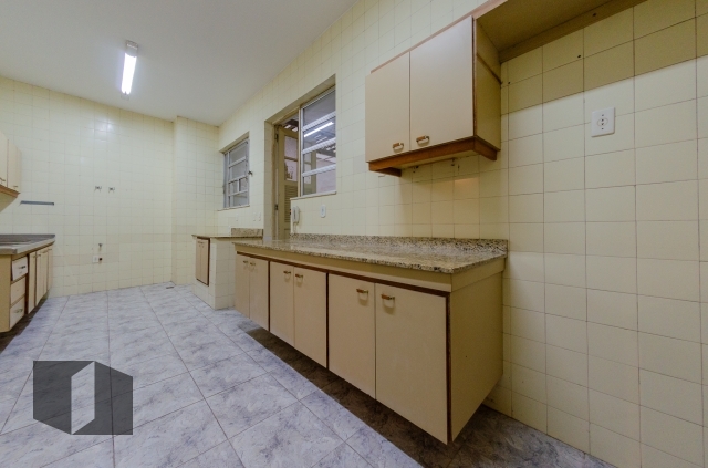 Apartamento à venda com 3 quartos, 295m² - Foto 35