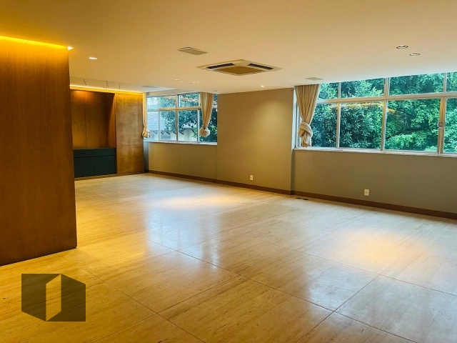 Apartamento à venda com 4 quartos, 228m² - Foto 4