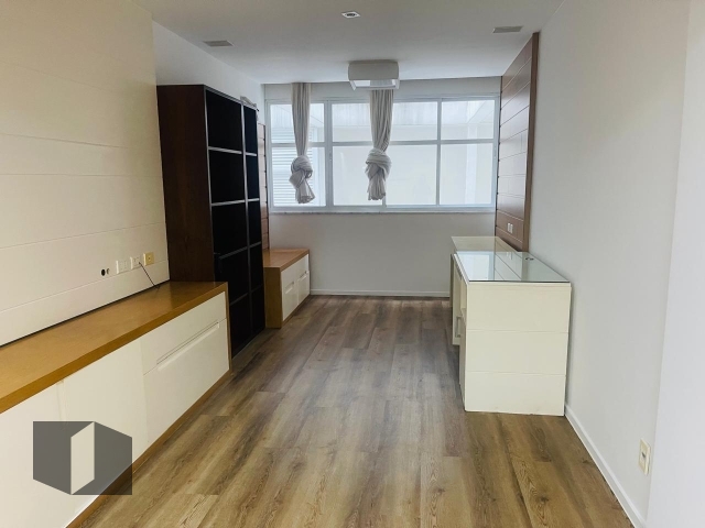 Apartamento à venda com 4 quartos, 228m² - Foto 12