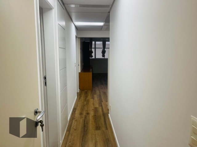 Apartamento à venda com 4 quartos, 228m² - Foto 10