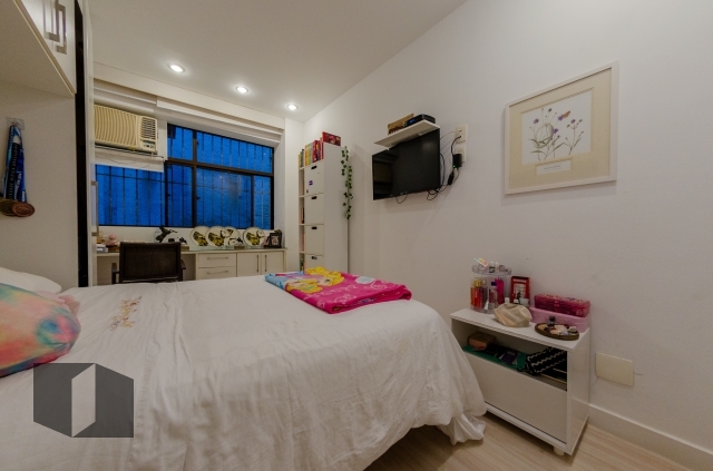 Apartamento à venda com 3 quartos, 250m² - Foto 11