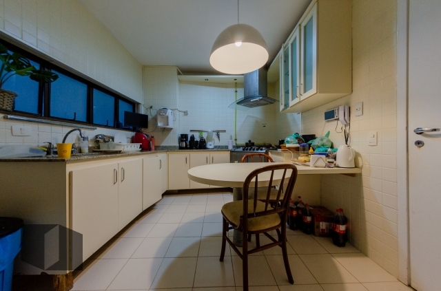 Apartamento à venda com 3 quartos, 250m² - Foto 24