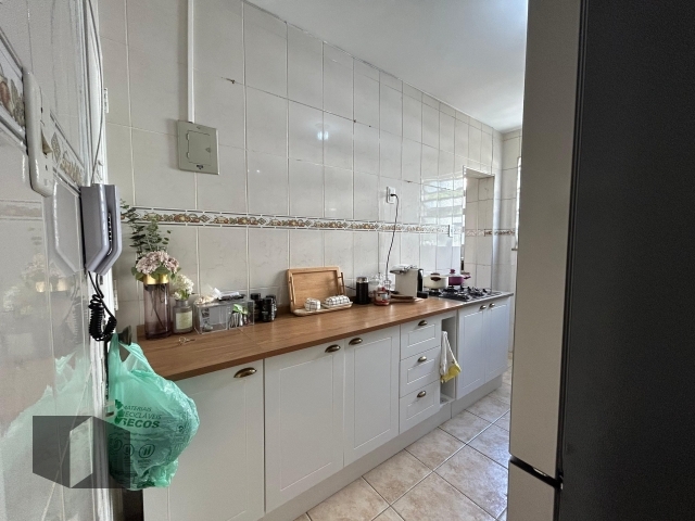 Apartamento à venda com 2 quartos, 100m² - Foto 14