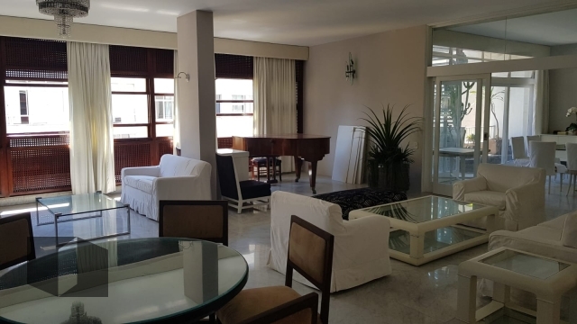 Apartamento em Copacabana