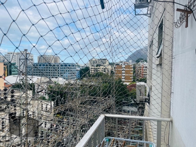 Apartamento à venda com 2 quartos, 71m² - Foto 4