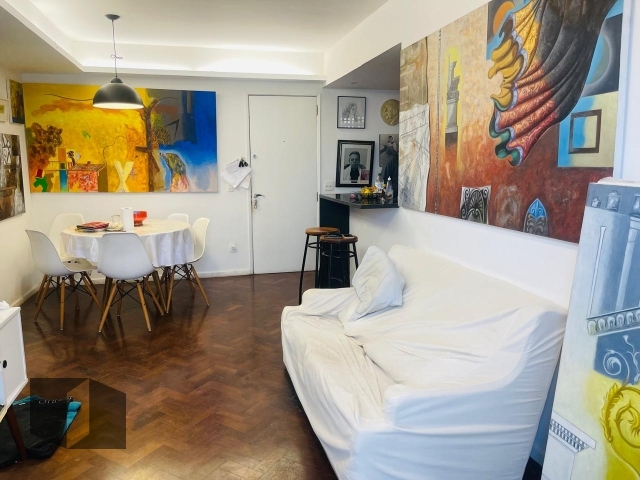 Apartamento à venda com 2 quartos, 71m² - Foto 3
