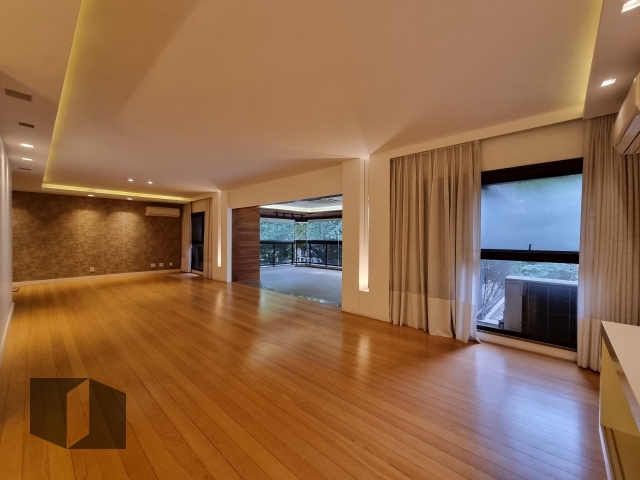 Apartamento à venda com 4 quartos, 224m² - Foto 7