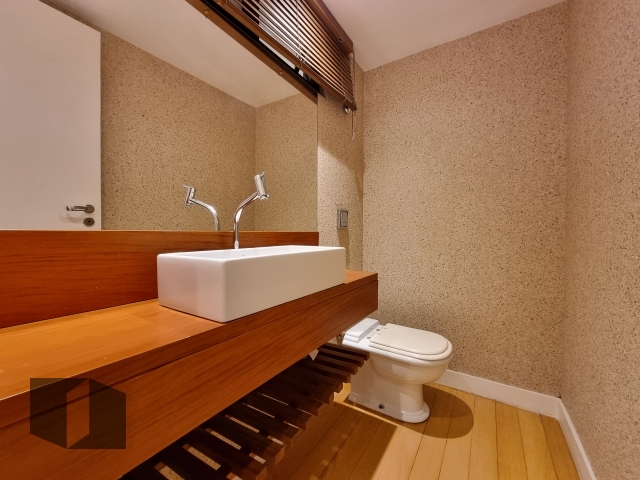 Apartamento à venda com 4 quartos, 224m² - Foto 10