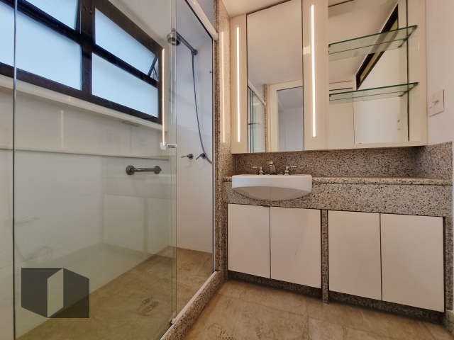 Apartamento à venda com 4 quartos, 224m² - Foto 19