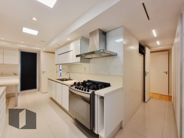 Apartamento à venda com 4 quartos, 224m² - Foto 34