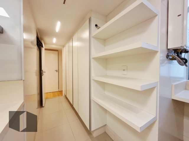 Apartamento à venda com 4 quartos, 224m² - Foto 36