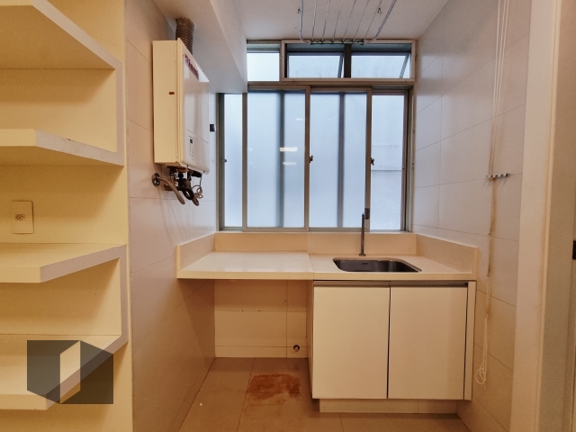 Apartamento à venda com 4 quartos, 224m² - Foto 37