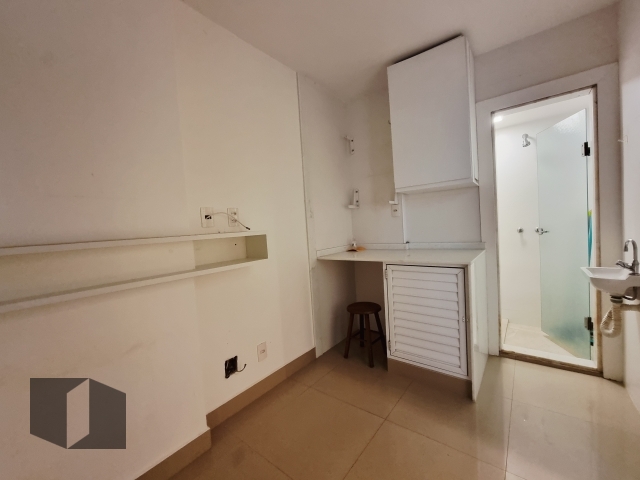Apartamento à venda com 4 quartos, 224m² - Foto 40