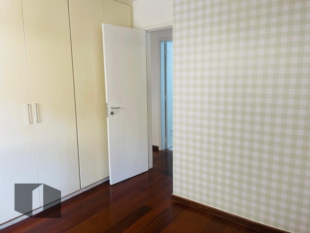 Apartamento à venda com 2 quartos, 85m² - Foto 9