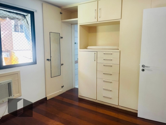 Apartamento à venda com 2 quartos, 85m² - Foto 11