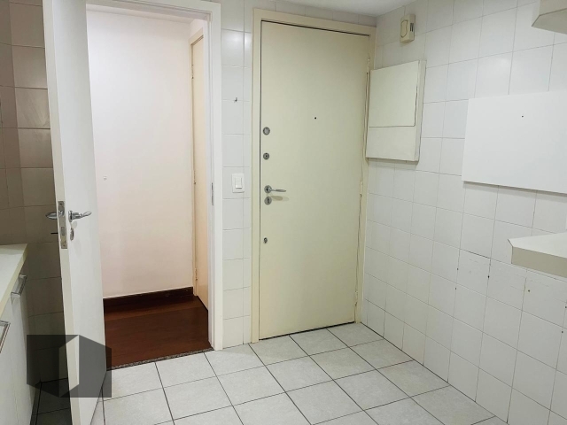 Apartamento à venda com 2 quartos, 85m² - Foto 16