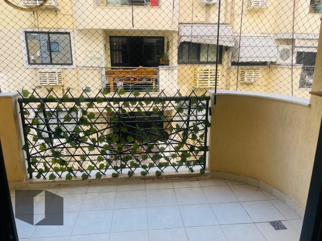Apartamento à venda com 2 quartos, 85m² - Foto 3