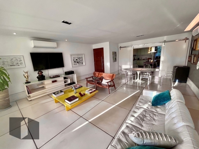Apartamento à venda com 4 quartos, 154m² - Foto 14