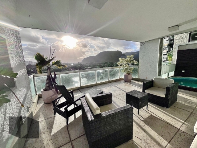 Apartamento à venda com 4 quartos, 154m² - Foto 3