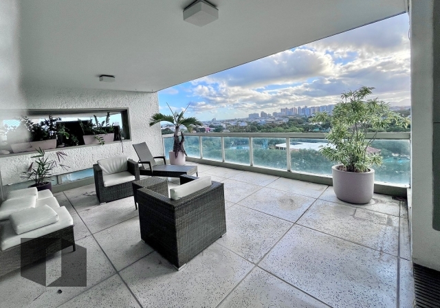 Apartamento à venda com 4 quartos, 154m² - Foto 4