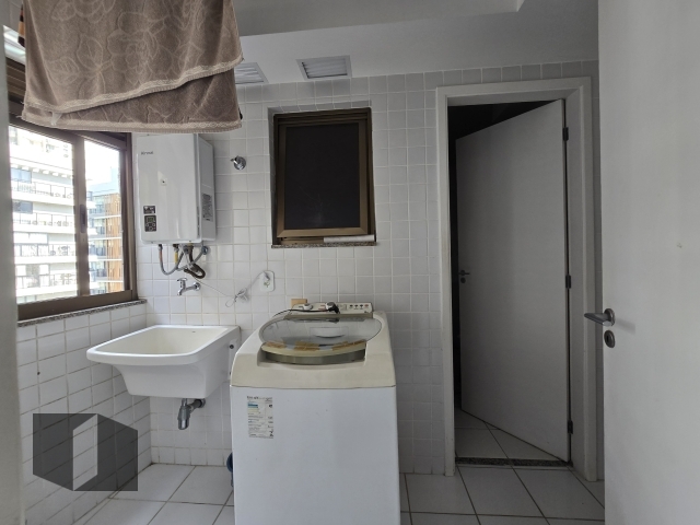 Apartamento à venda com 2 quartos, 77m² - Foto 21