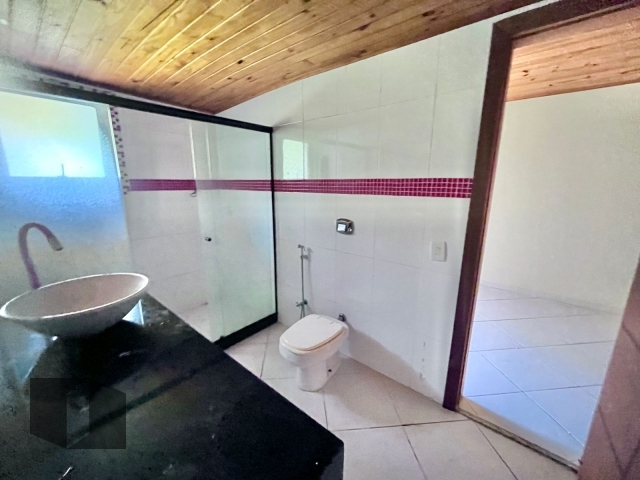 Casa à venda com 6 quartos, 294m² - Foto 26