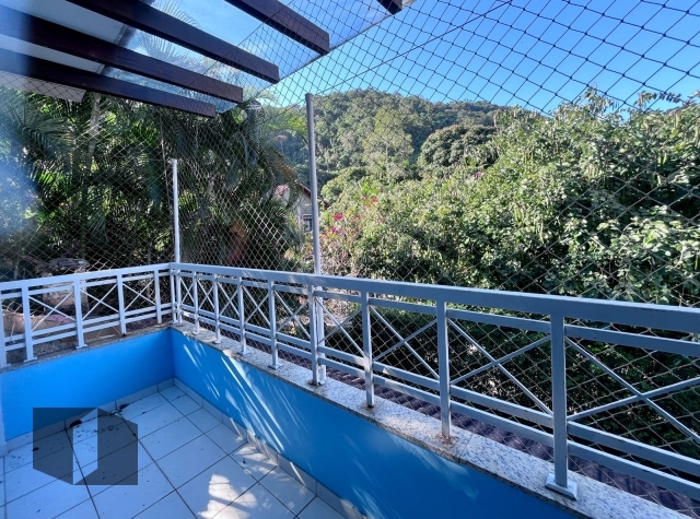 Casa à venda com 6 quartos, 294m² - Foto 17