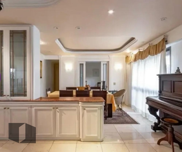 Apartamento à venda com 4 quartos, 214m² - Foto 4