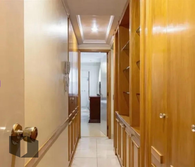 Apartamento à venda com 4 quartos, 214m² - Foto 9