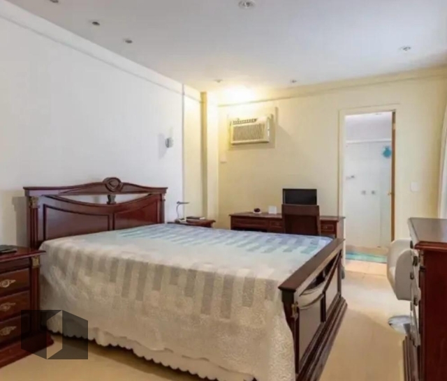Apartamento à venda com 4 quartos, 214m² - Foto 11