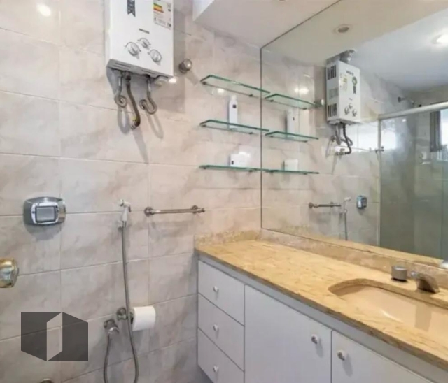 Apartamento à venda com 4 quartos, 214m² - Foto 12
