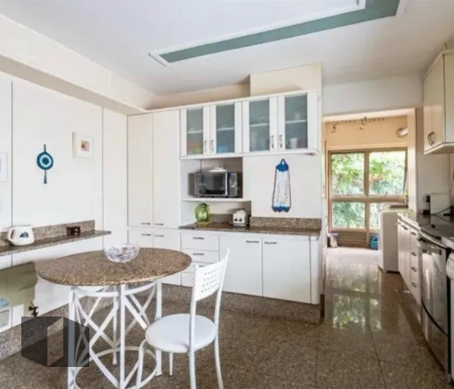 Apartamento à venda com 4 quartos, 214m² - Foto 22