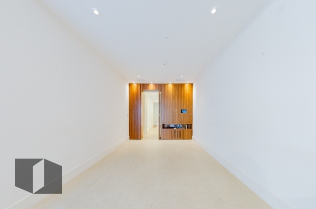Apartamento à venda com 4 quartos, 220m² - Foto 5