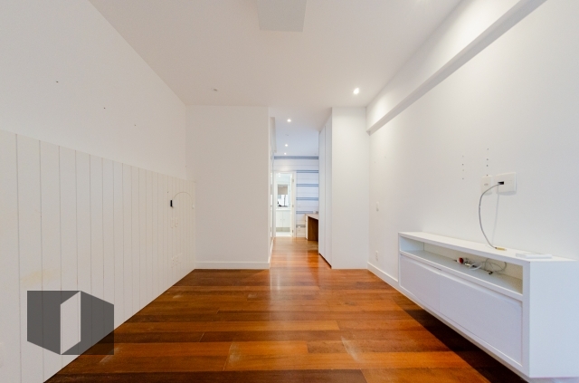 Apartamento à venda com 4 quartos, 220m² - Foto 8