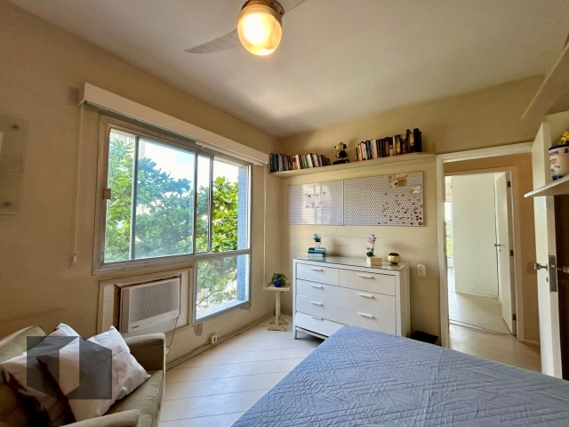 Apartamento à venda com 3 quartos, 103m² - Foto 10