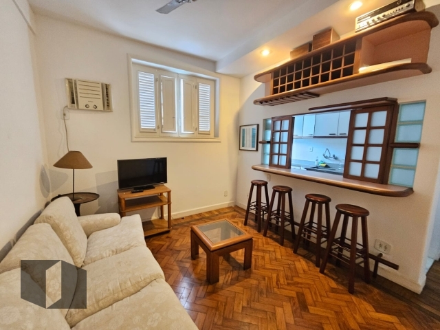 Apartamento à venda com 1 quarto, 43m² - Foto 1