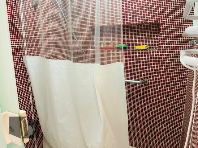 Apartamento à venda com 2 quartos, 70m² - Foto 5
