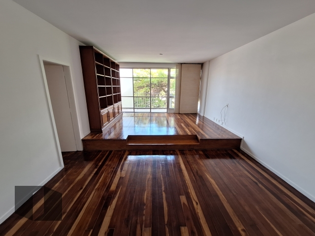 Apartamento, 3 quartos, 120 m² - Foto 1