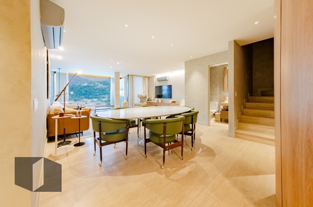 Cobertura à venda com 4 quartos, 143m² - Foto 2