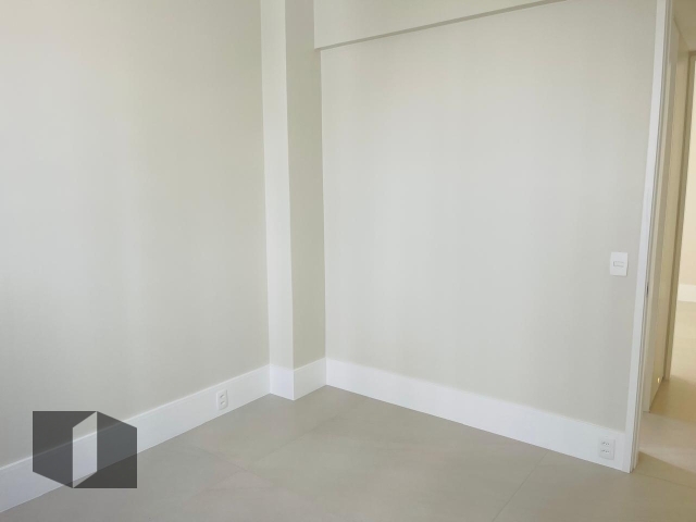 Apartamento à venda com 3 quartos, 95m² - Foto 17