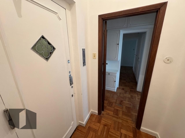 Apartamento para alugar com 3 quartos, 122m² - Foto 3