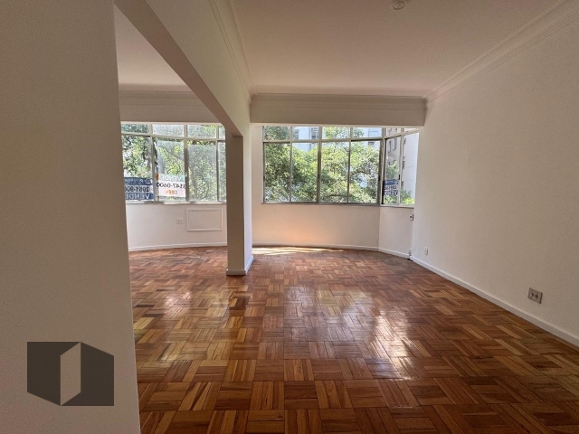 Apartamento para alugar com 3 quartos, 122m² - Foto 1