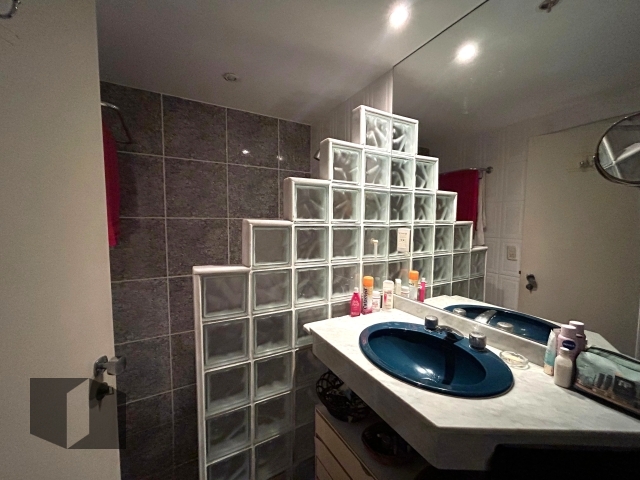 Apartamento à venda com 3 quartos, 153m² - Foto 15