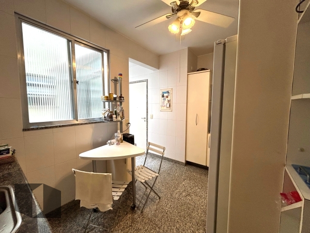 Apartamento à venda com 3 quartos, 153m² - Foto 23