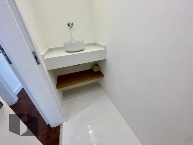 Apartamento à venda com 3 quartos, 125m² - Foto 6