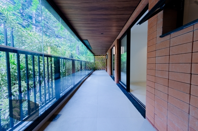 Excelente localização no Jardim Botânico, prédio recém construído...