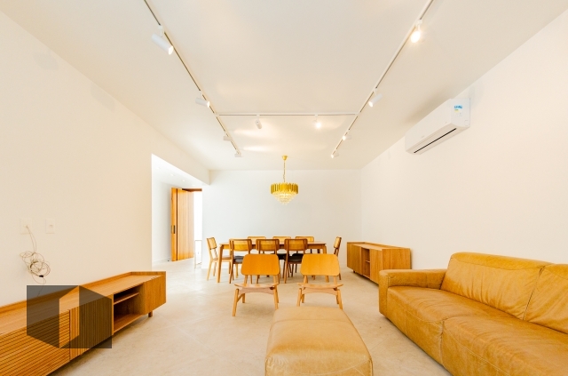 Casa, 4 quartos, 220 m² - Foto 4