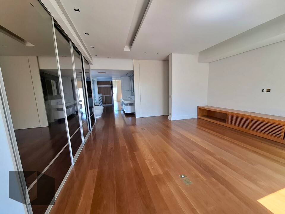 Foto 24