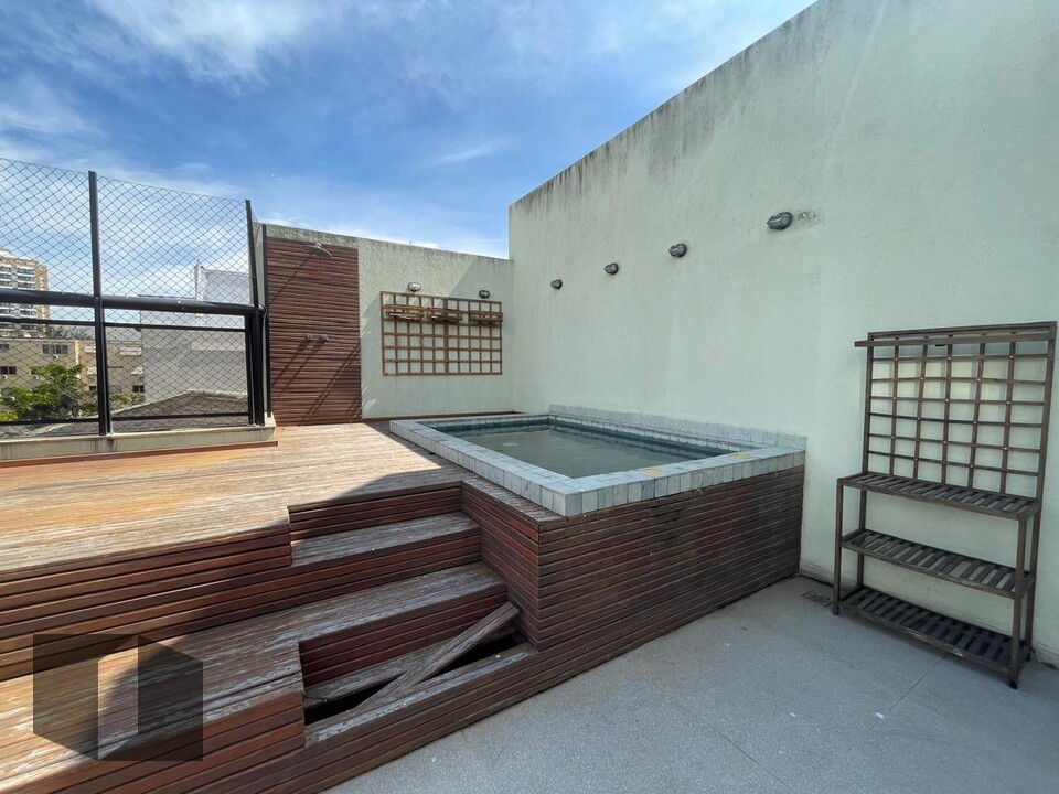 Cobertura, 3 quartos, 166 m² - Foto 4
