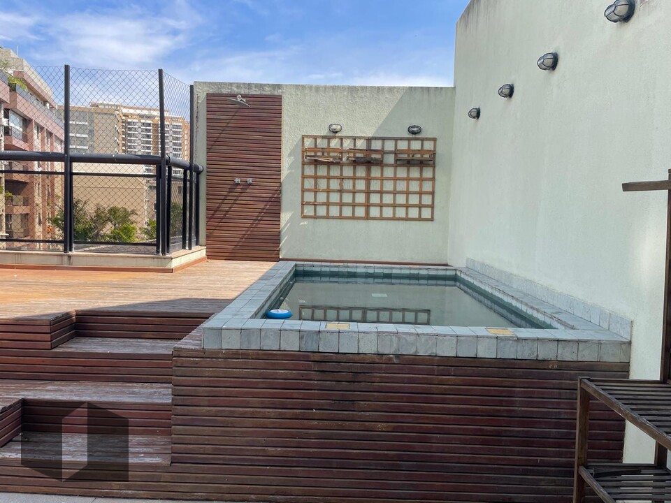 Cobertura, 3 quartos, 166 m² - Foto 1